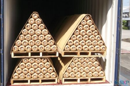 7.Pallets with Craft Paper