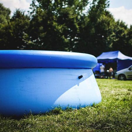 Aufblasbare Vinylpools - Anwendung von PVC-Folien